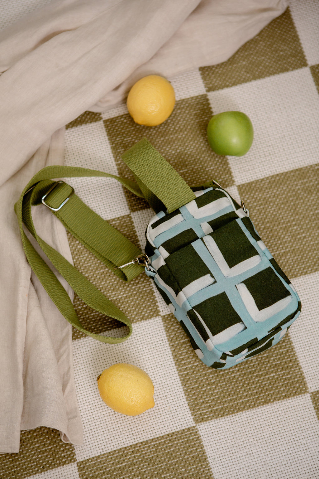 Pursey the Bag – Our Barehands